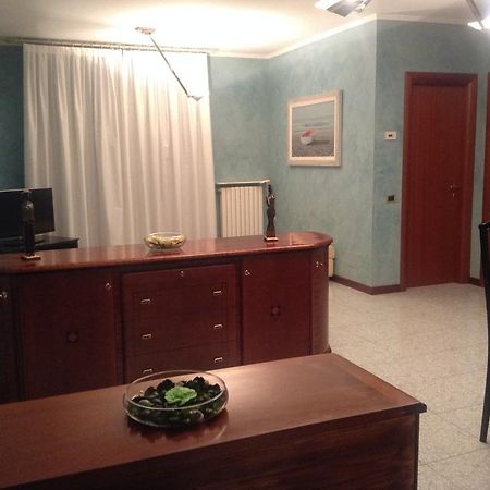 B&B Humana Rozzano Eksteriør bilde