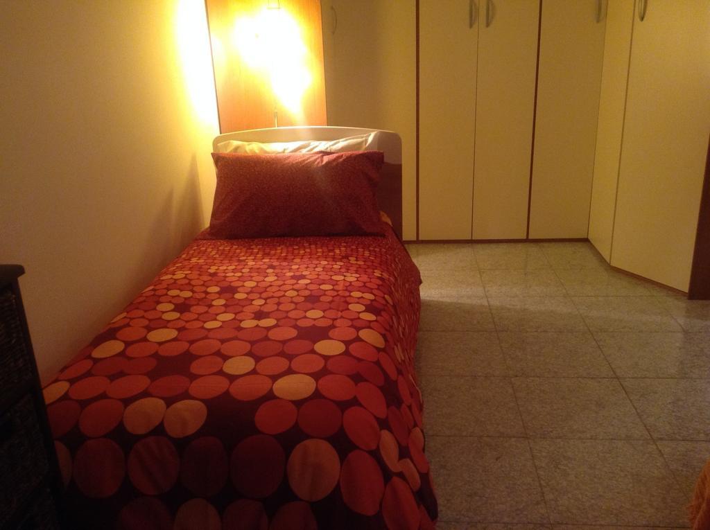 B&B Humana Rozzano Rom bilde